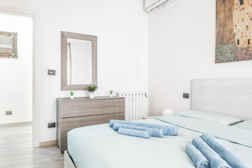 Artistic House Navigli-Duomo Netflix & Design Apartment Milan Exterior photo
